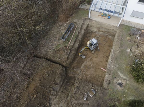 Cost of Pool Land Clearing in Monument